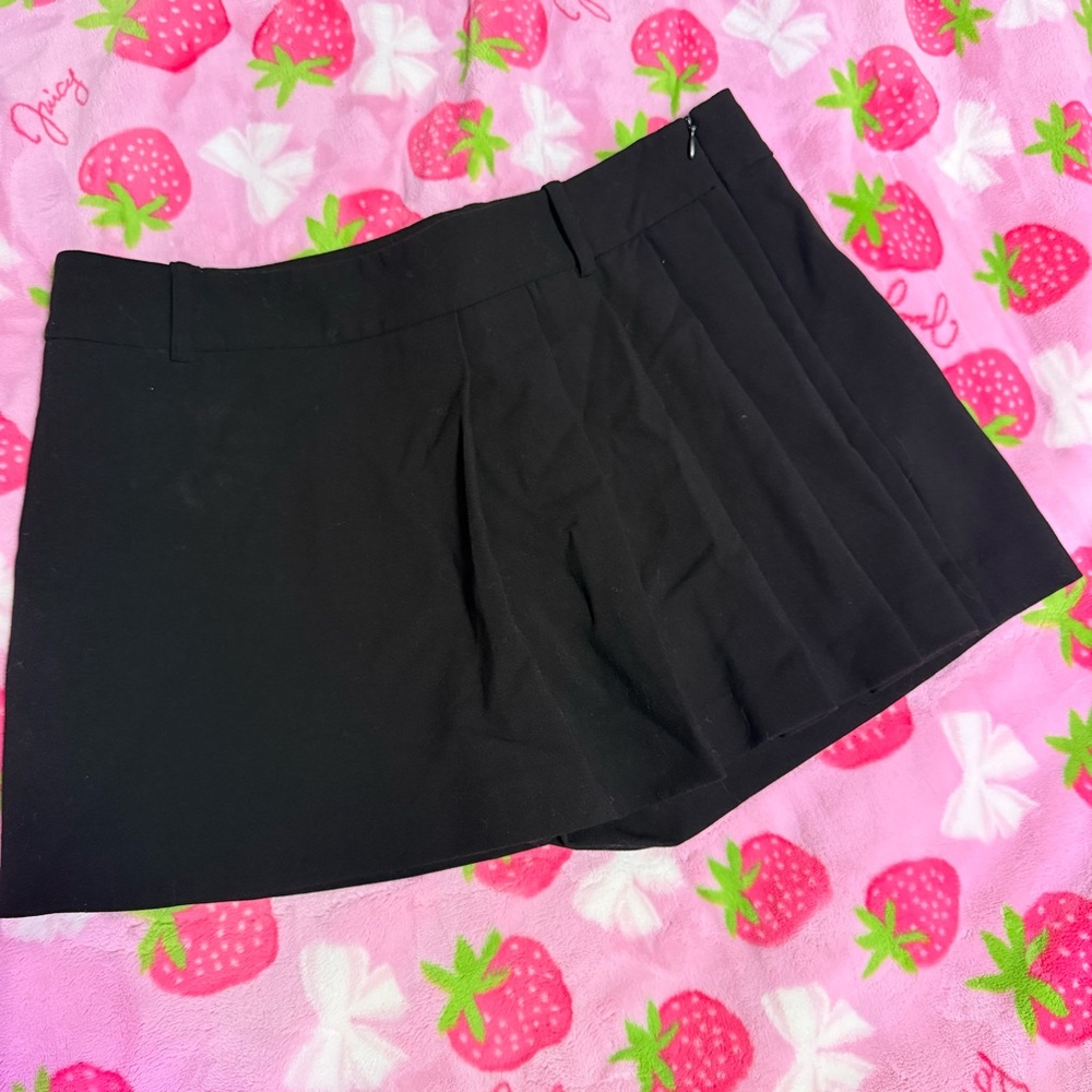 Zara Black Pleated Skort Women’s Medium Like New Skirt Shorts Hybrid
